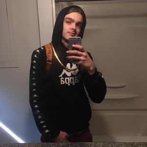 Meet your Posher, Brandon